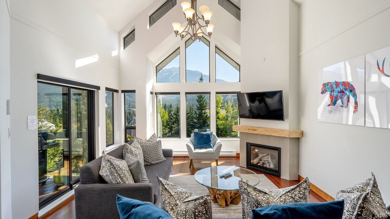 Photo of Livingroom in Blueberry Hill