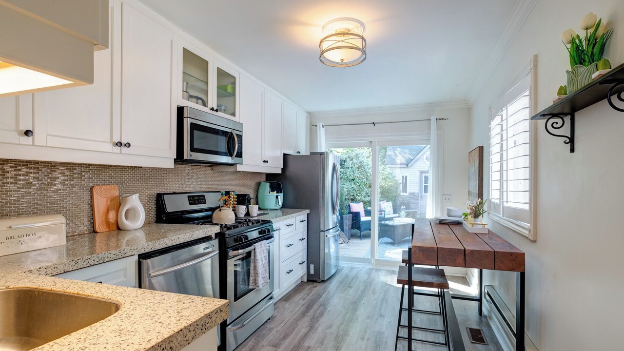 Photo of Kitchen in Birch Cliff