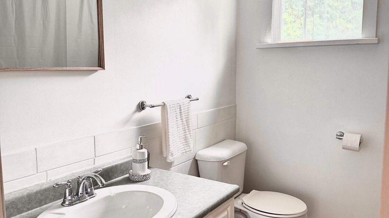 Photo of Bathroom in Flesherton