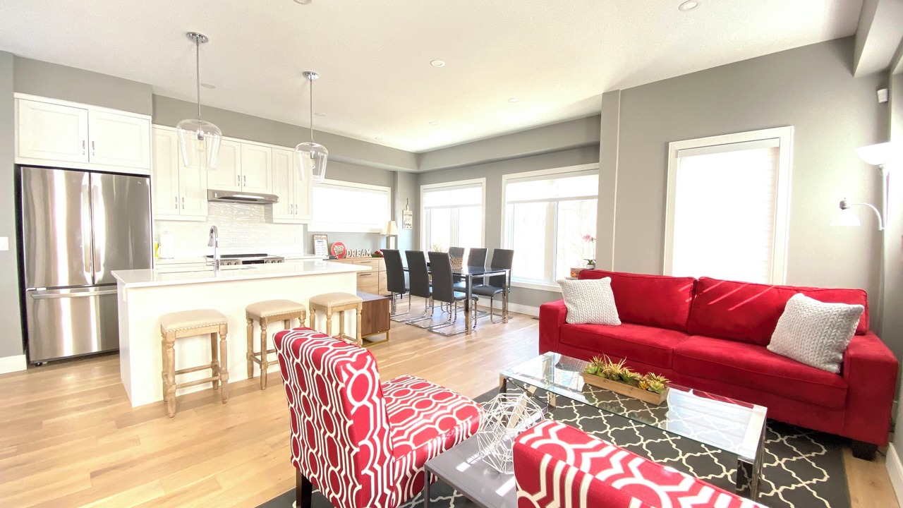 Photo of Livingroom in St. Catharines