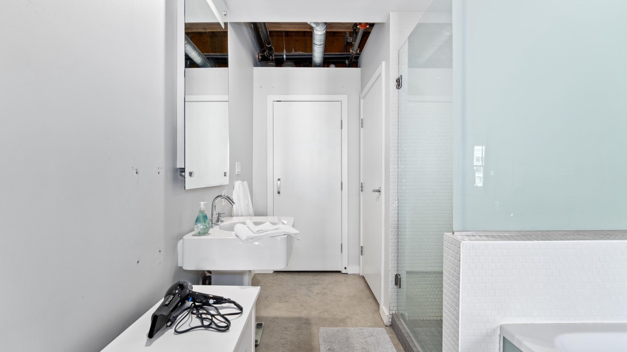 Photo of Bathroom in Gastown