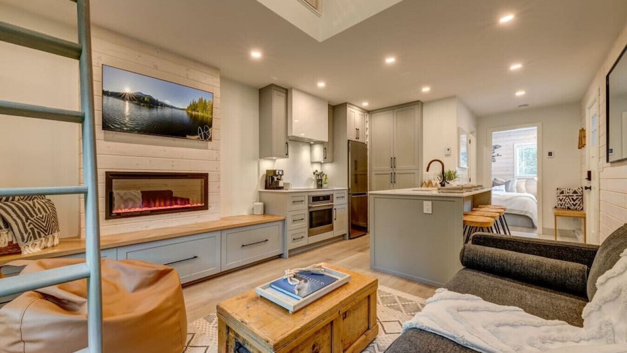 Photo of Livingroom in Whistler Creekside