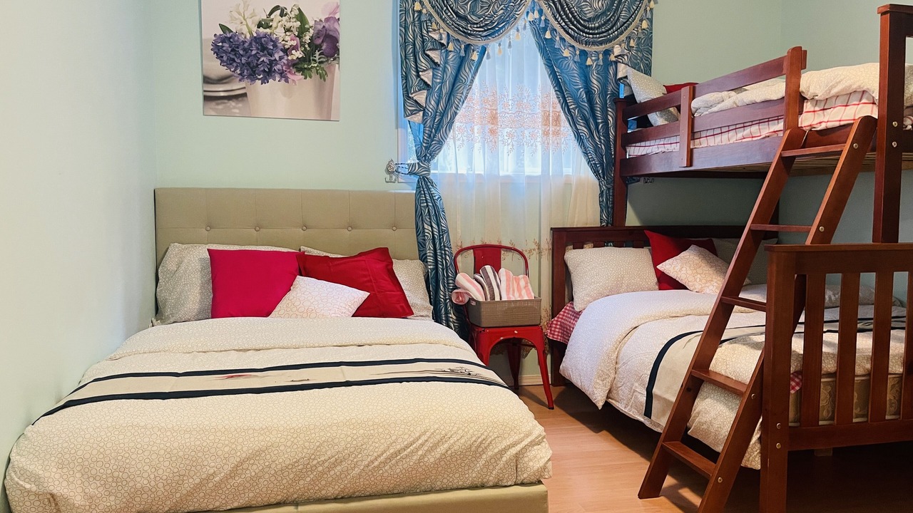 Photo of Bedroom in Powell River