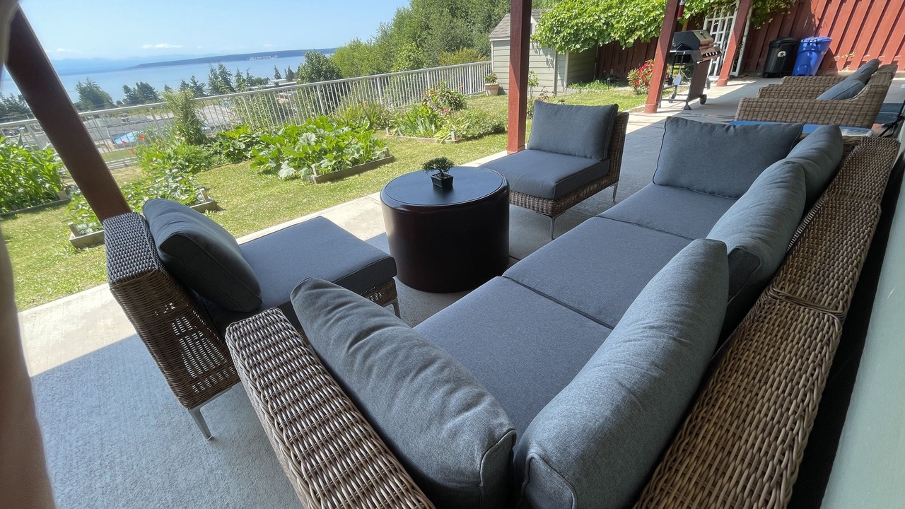 Photo of Patio Balcony in Powell River