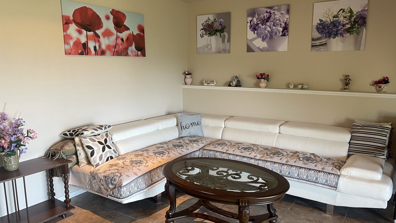 Photo of Livingroom in Powell River