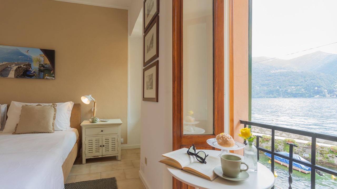 Photo of Bedroom in Carate Urio