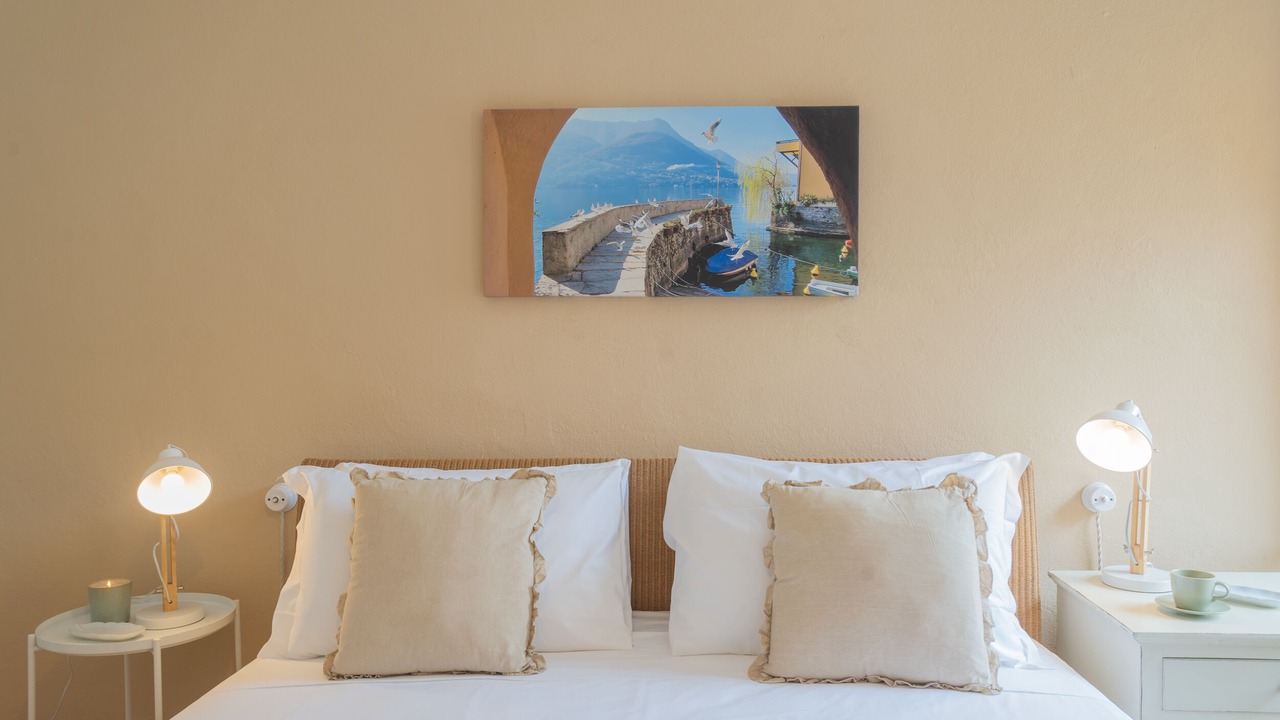 Photo of Bedroom in Carate Urio