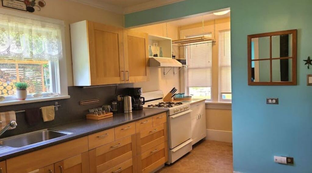 Photo of Kitchen in Sliammon