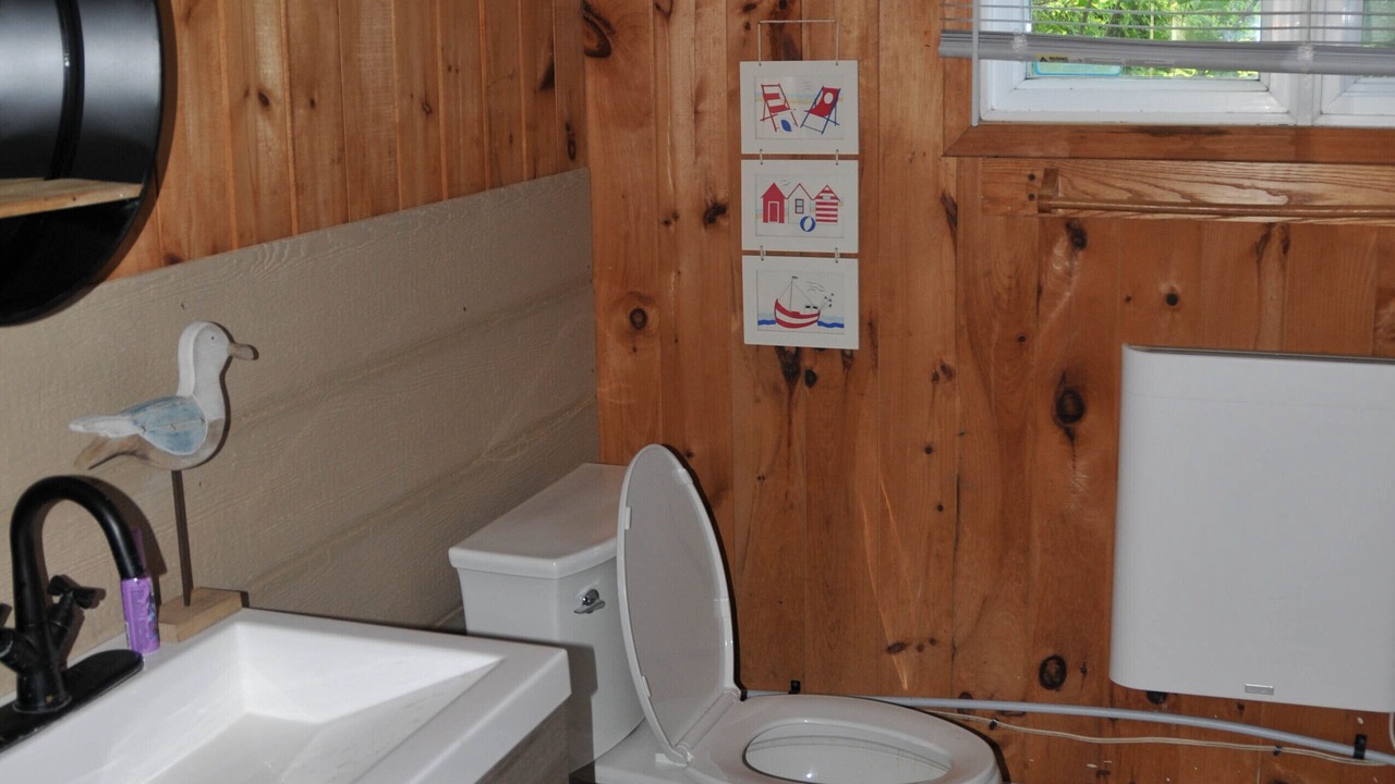 Photo of Bathroom in Selwyn