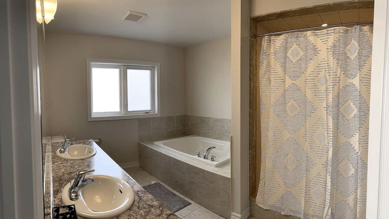 Photo of Bathroom in Thorold