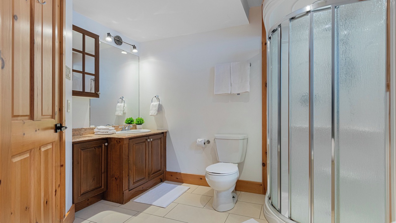 Photo of Bathroom in Fiddler Lake Resort