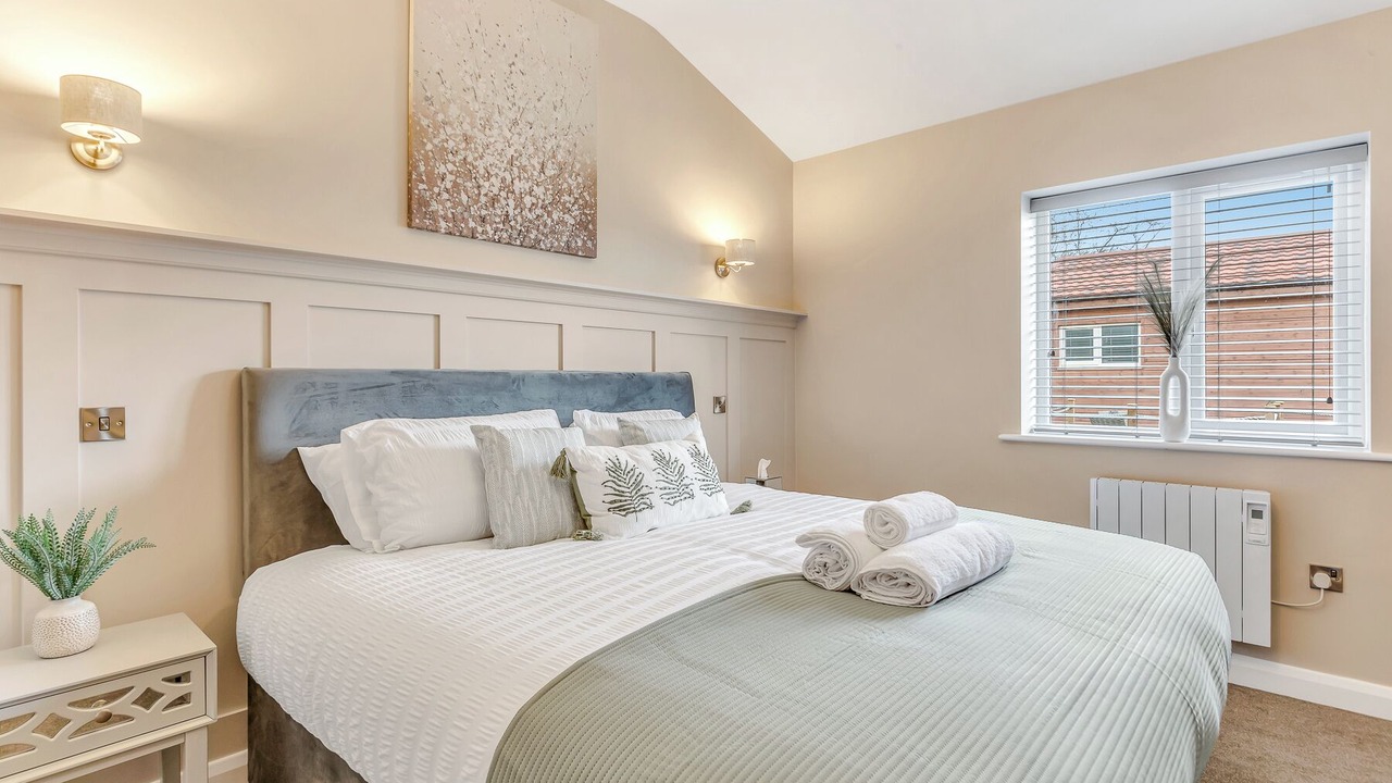 Photo of Bedroom in Snarestone