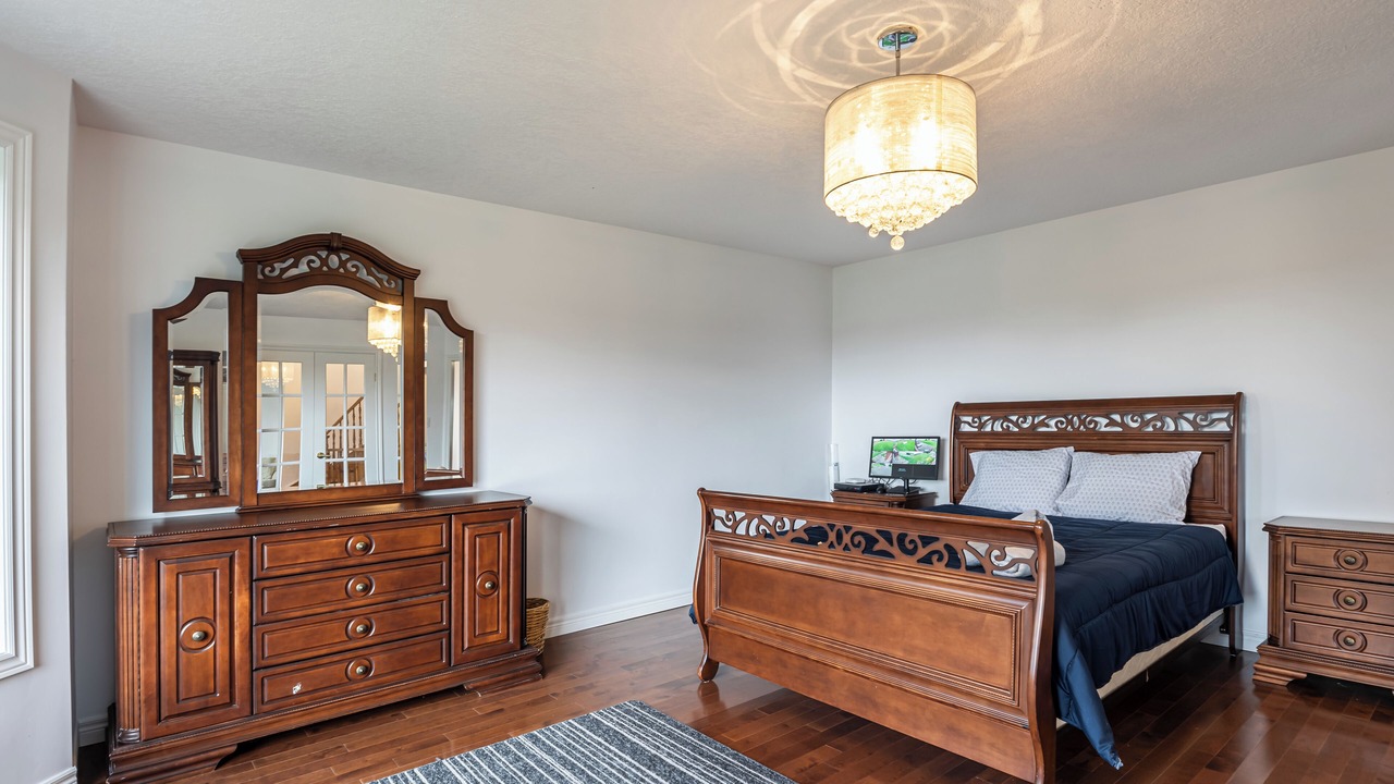 Photo of Bedroom in West Lincoln