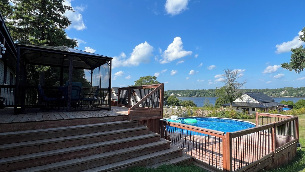 Photo of Patio Balcony in Pointe-Fortune
