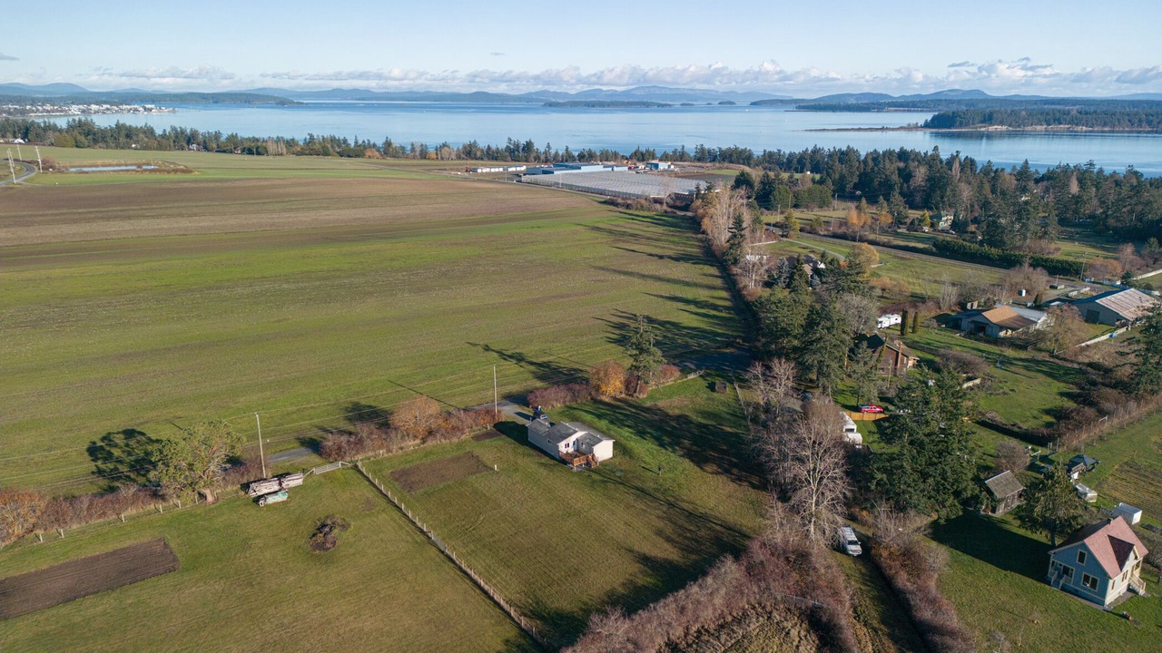 Photo of Outdoor in Saanichton