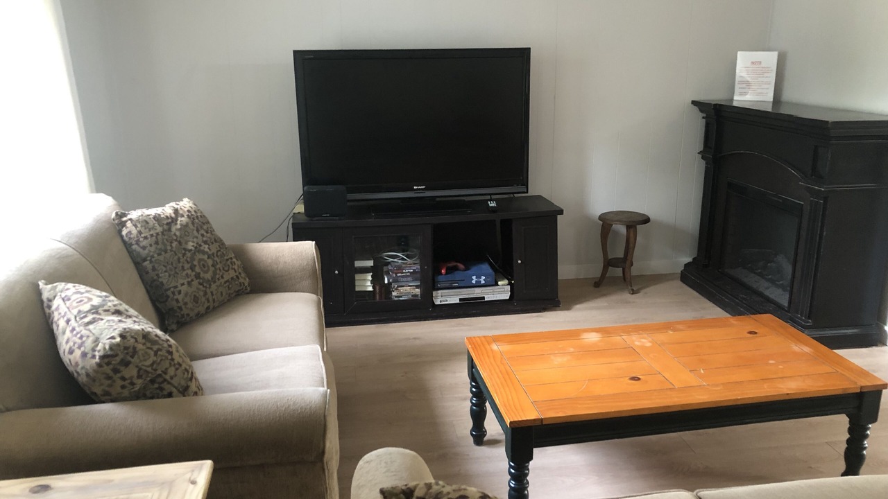 Photo of Livingroom in Bobcaygeon