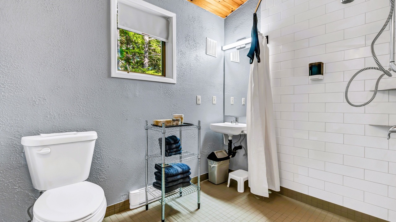 Photo of Bathroom in Annapolis Subdivision D
