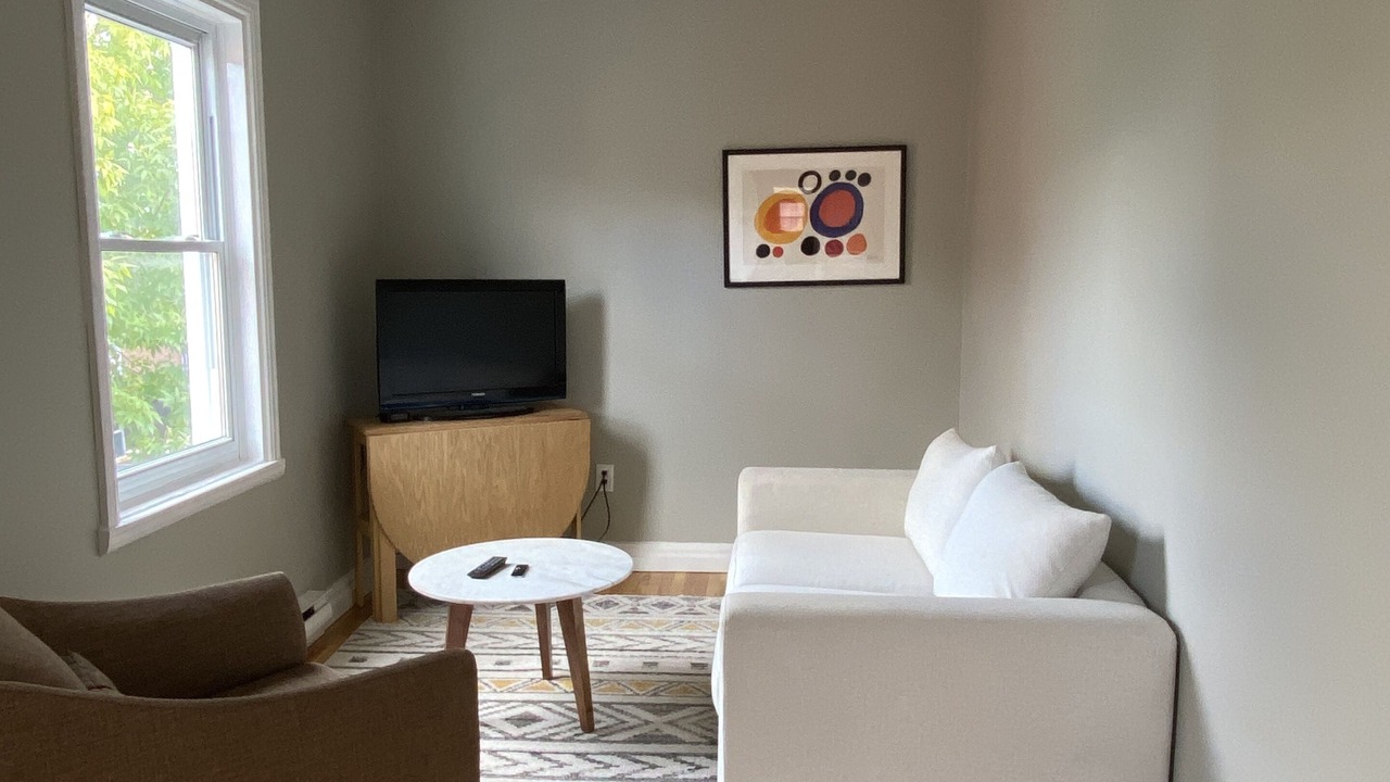 Photo of Livingroom in LaSalle