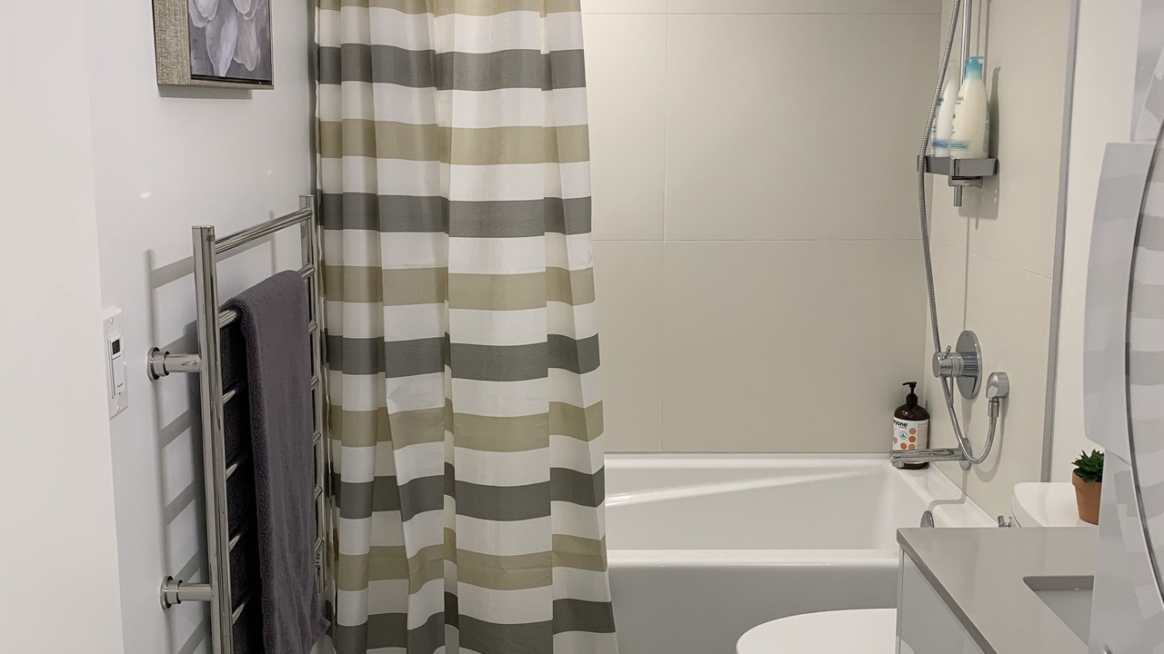 Photo of Bathroom in Vancouver South