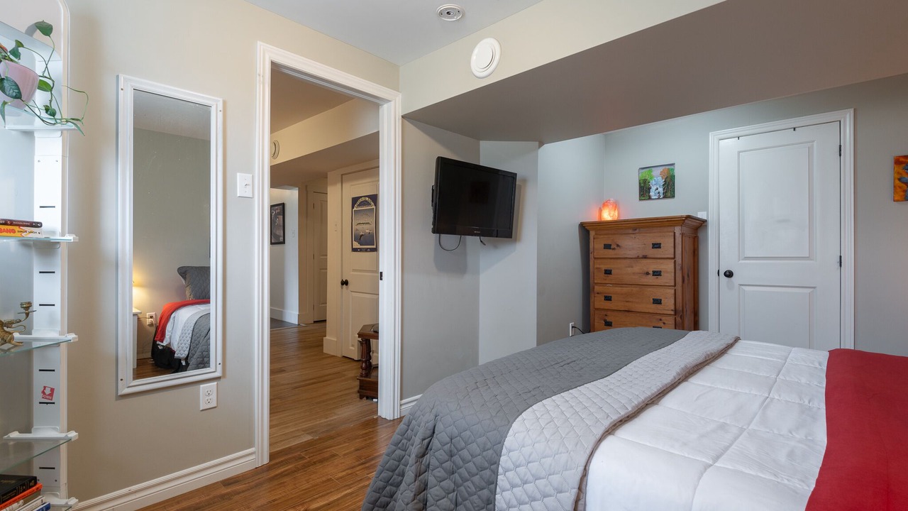 Photo of Bedroom in Newport Landing