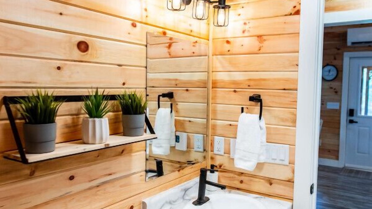 Photo of Bathroom in Smiths Corner