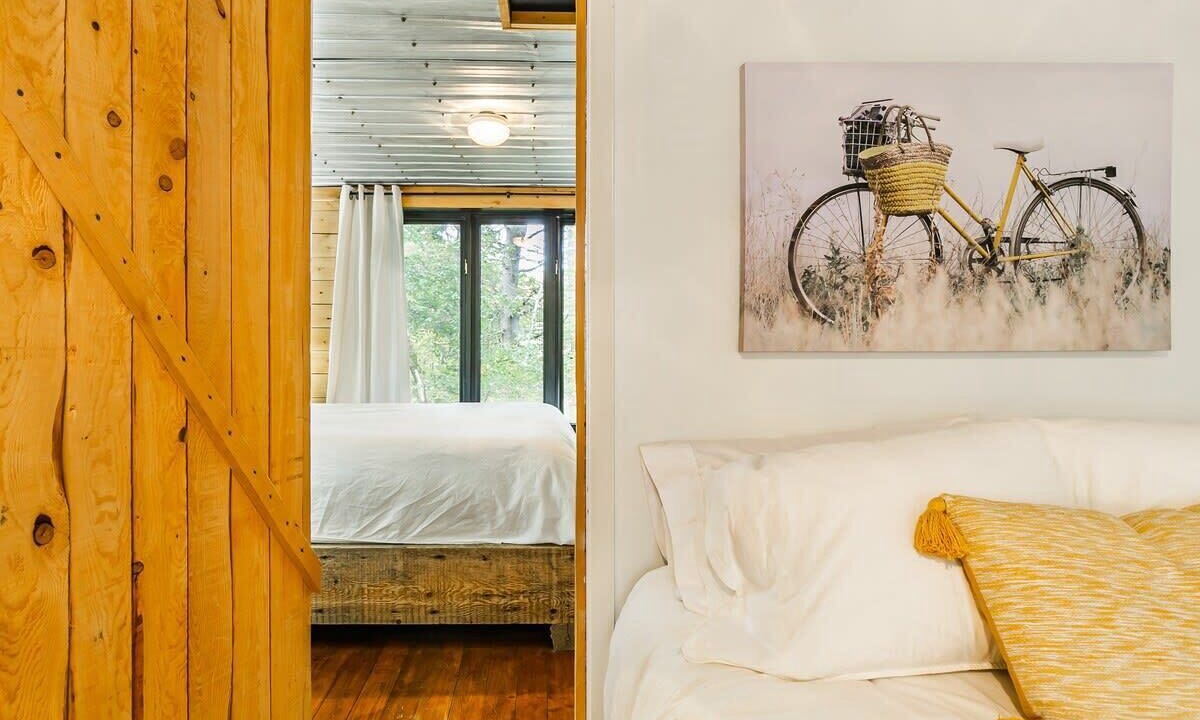 Photo of Bedroom in Lac-Brome