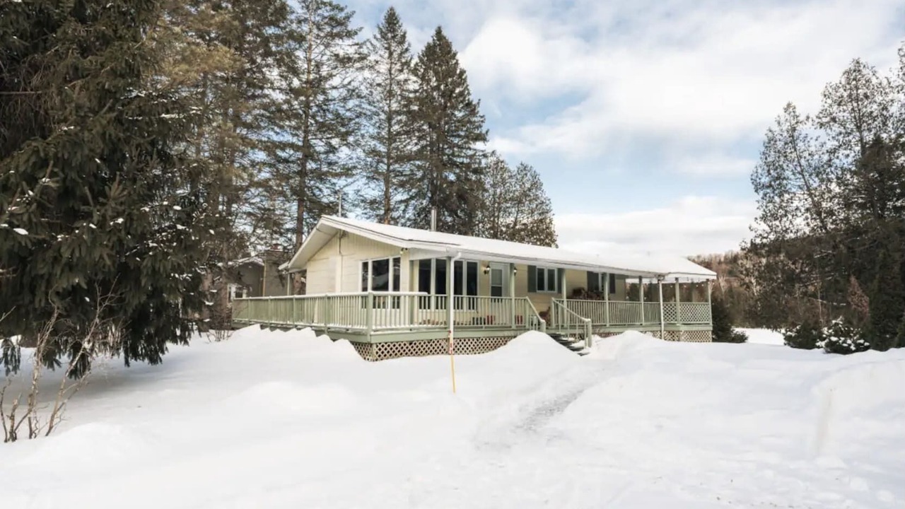 Photo of Outdoor in Amherst