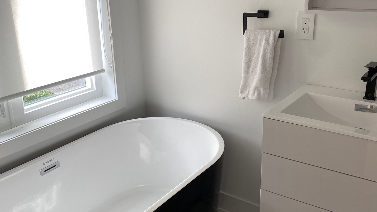 Photo of Bathroom in New Toronto