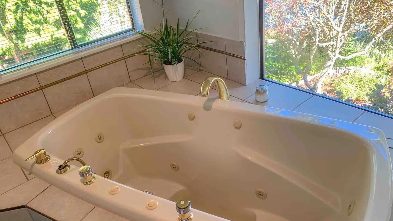 Photo of Bathroom in Otter Point