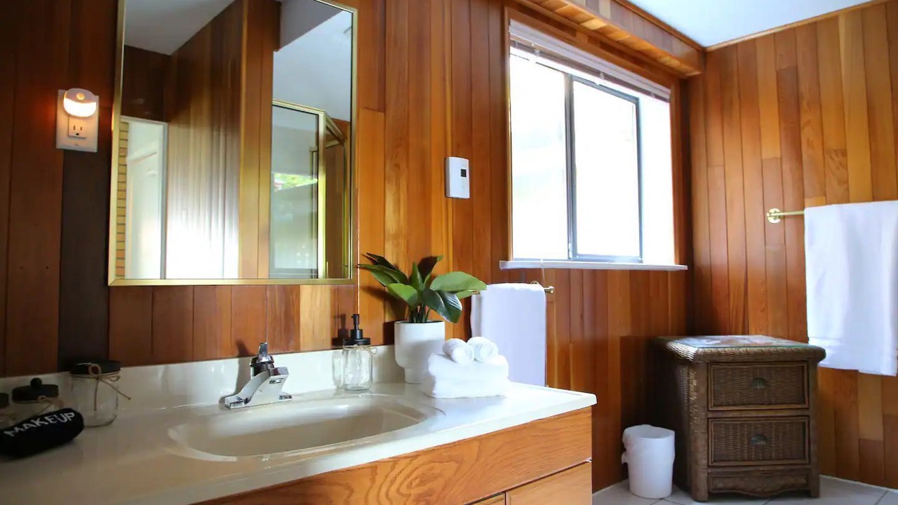 Photo of Bathroom in Otter Point