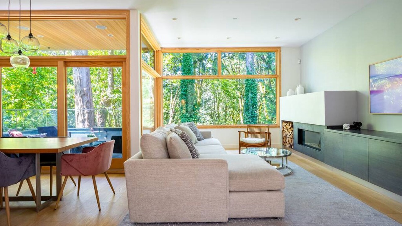 Photo of Livingroom in North Vancouver