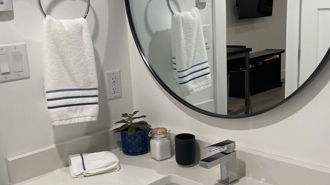 Photo of Bathroom in Upper Lonsdale