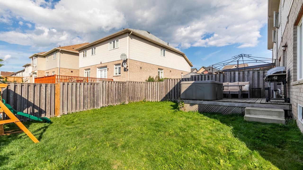 Photo of Outdoor in Stoney Creek