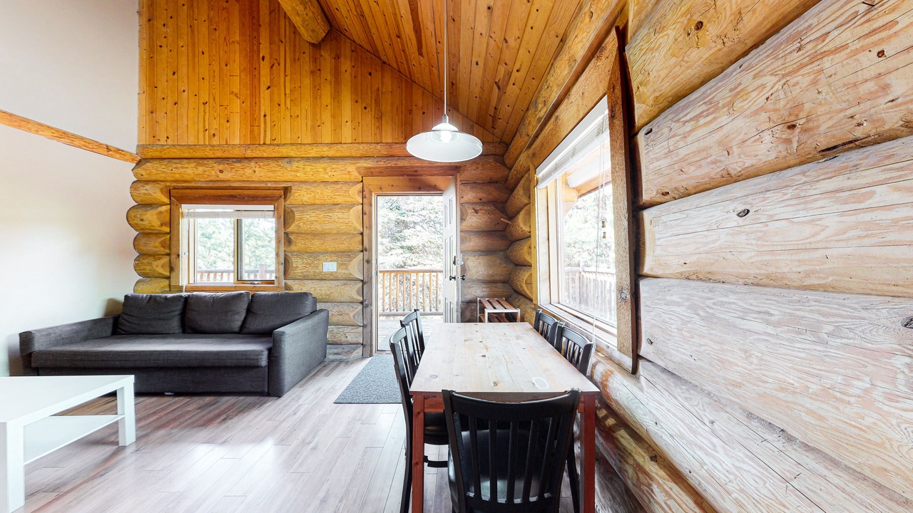 Photo of Livingroom in Lac Le Jeune