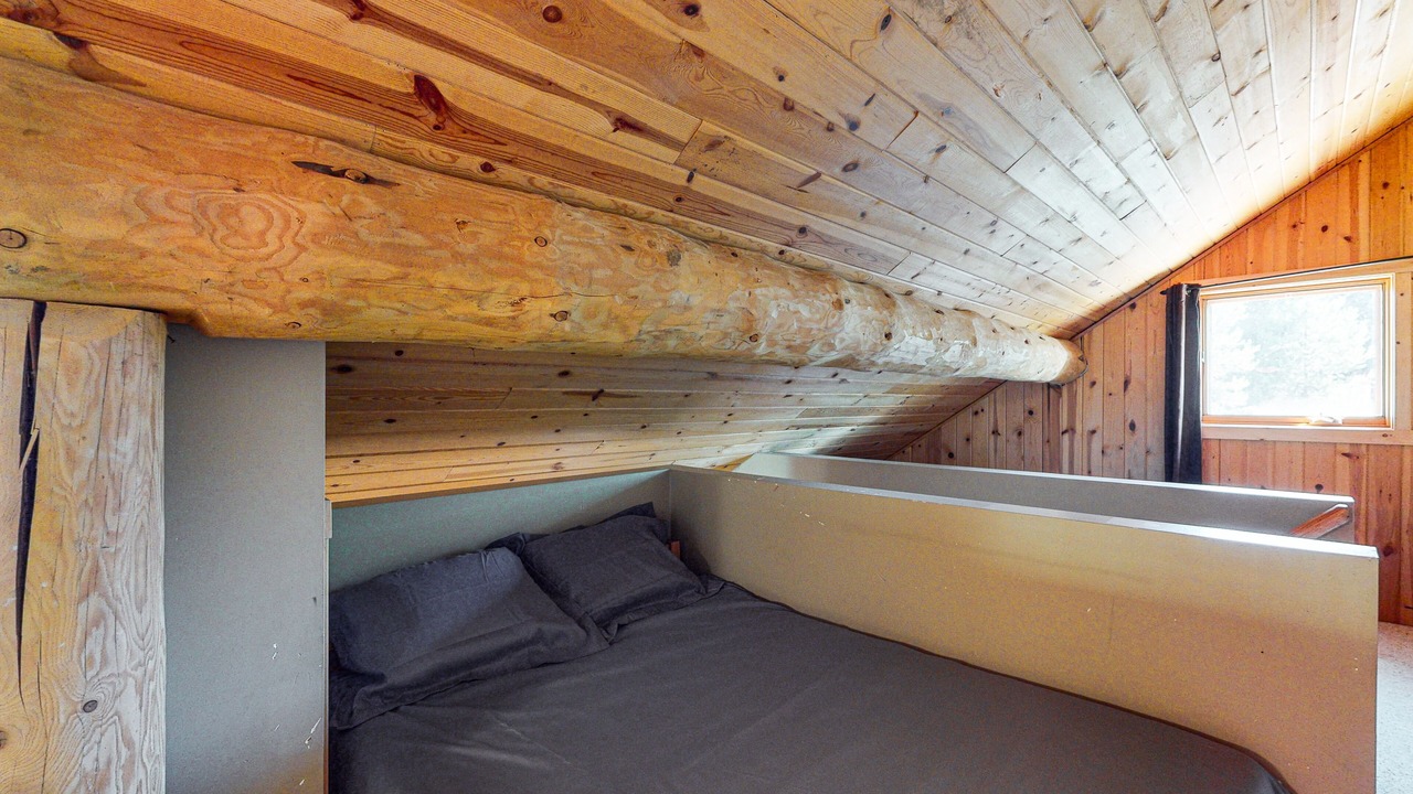 Photo of Bedroom in Lac Le Jeune
