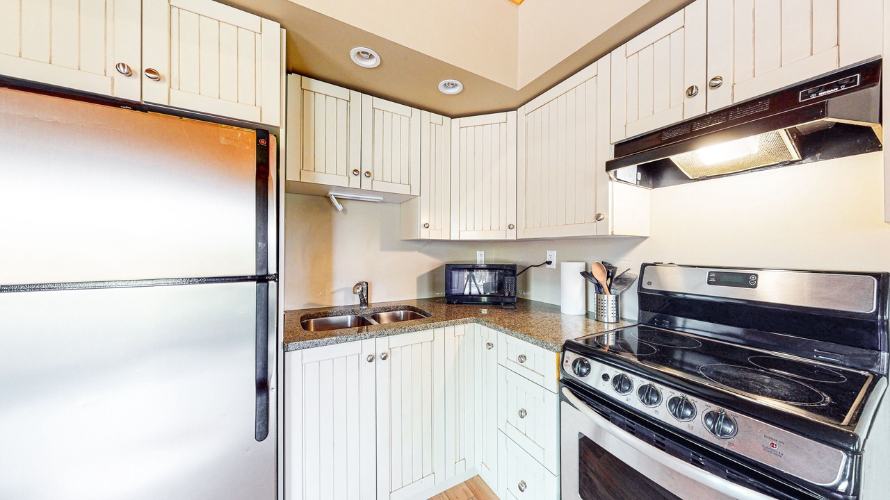 Photo of Kitchen in Lac Le Jeune