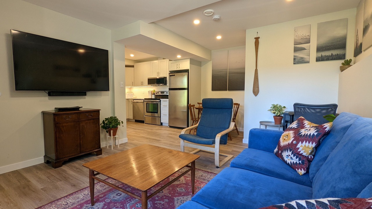 Photo of Livingroom in Cowichan Bay