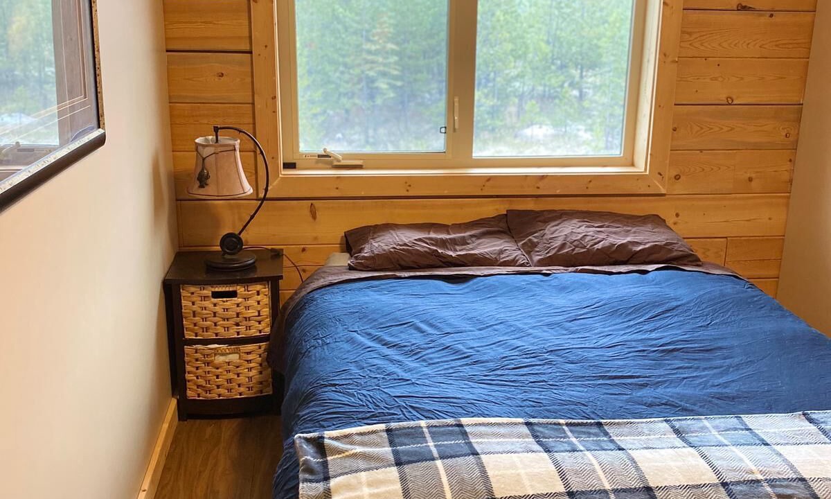 Photo of Bedroom in 100 Mile House