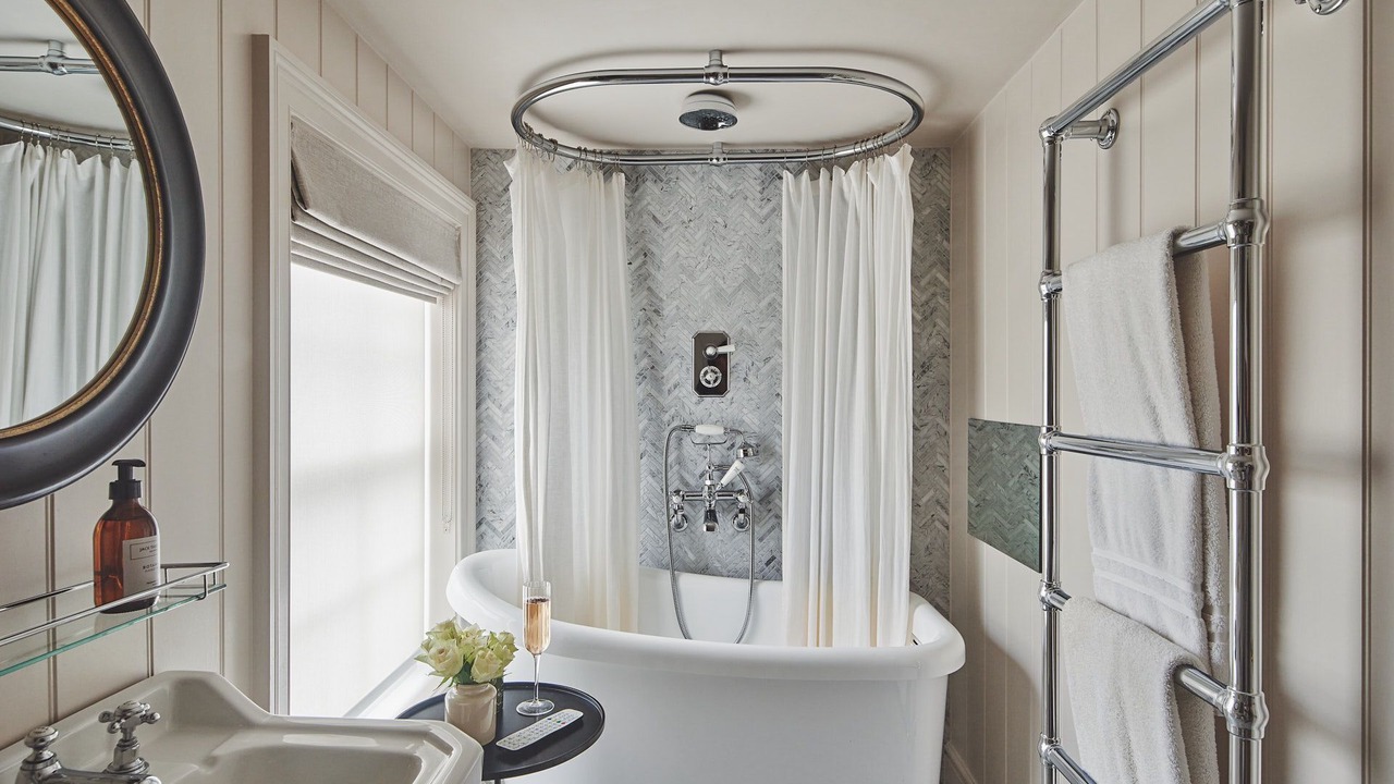 Photo of Bathroom in Cowes