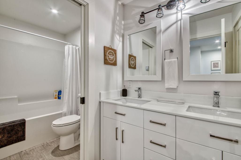 Photo of Bathroom in Fairways