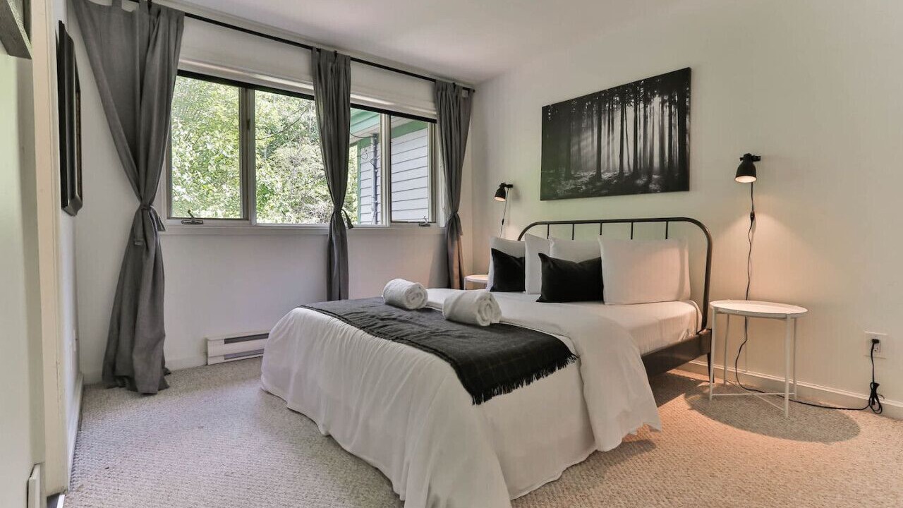Photo of Bedroom in Mont-Tremblant