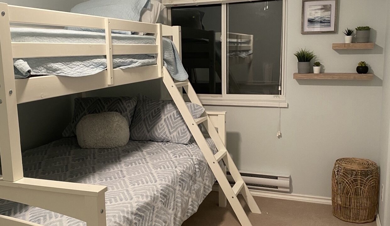 Photo of Bedroom in Eagle Bay