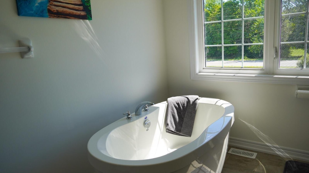 Photo of Bathroom in Carrying Place