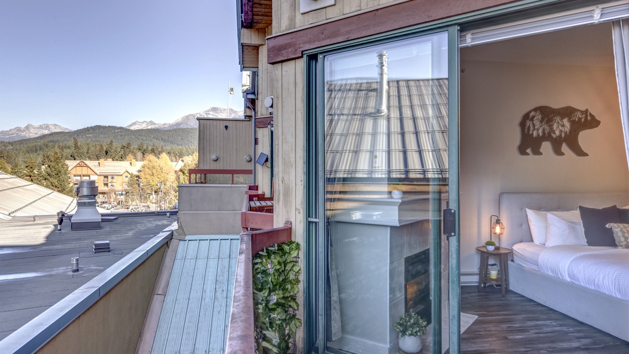 Photo of Patio Balcony in Whistler Cay Estates