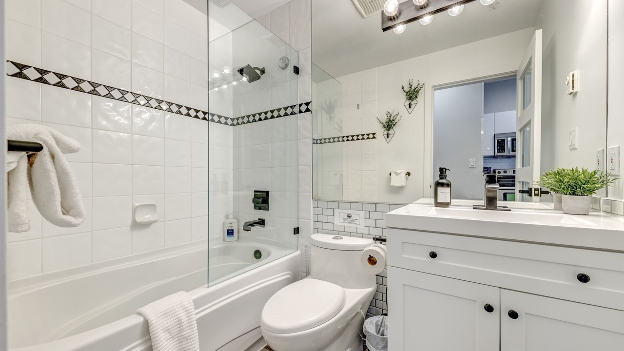Photo of Bathroom in Whistler Cay Estates