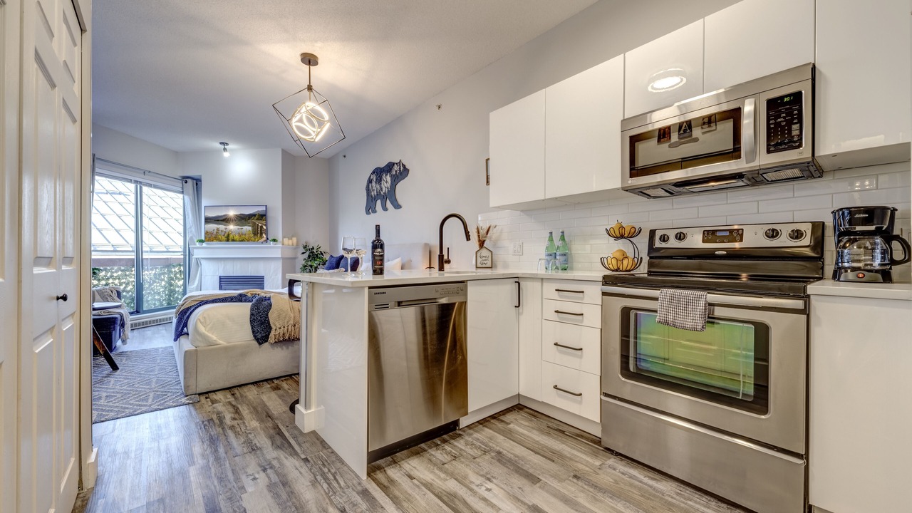 Photo of Kitchen in Whistler Cay Estates