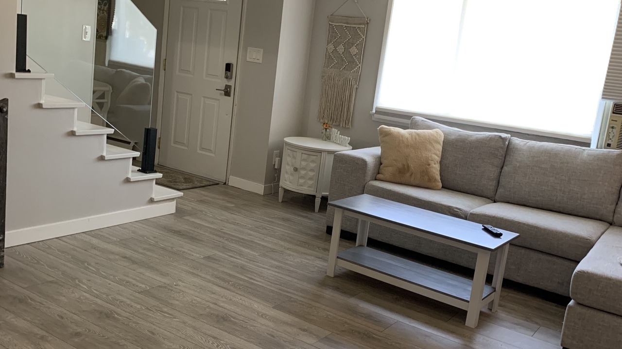 Photo of Livingroom in Kamloops