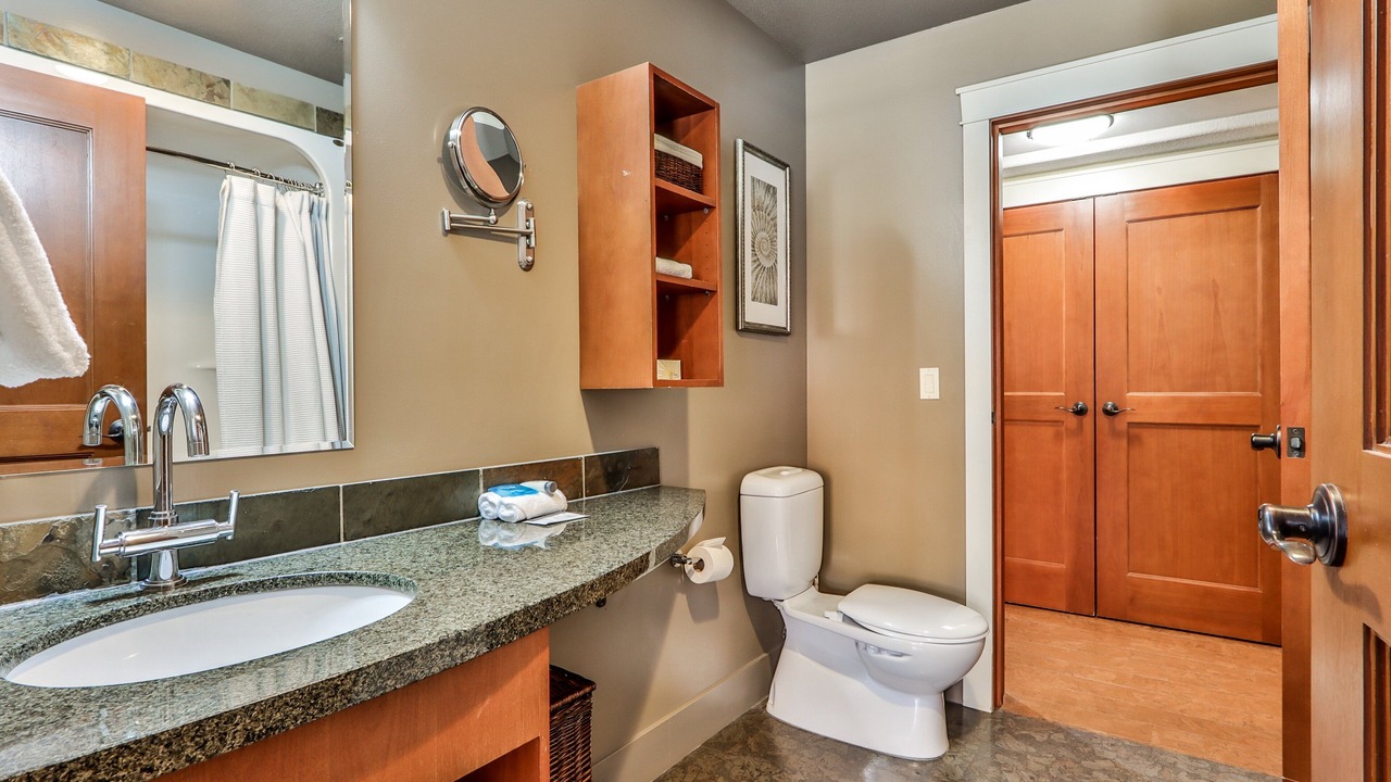 Photo of Bathroom in Canmore