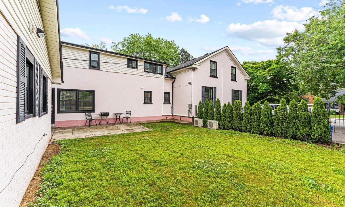 Photo of Outdoor in Burlington
