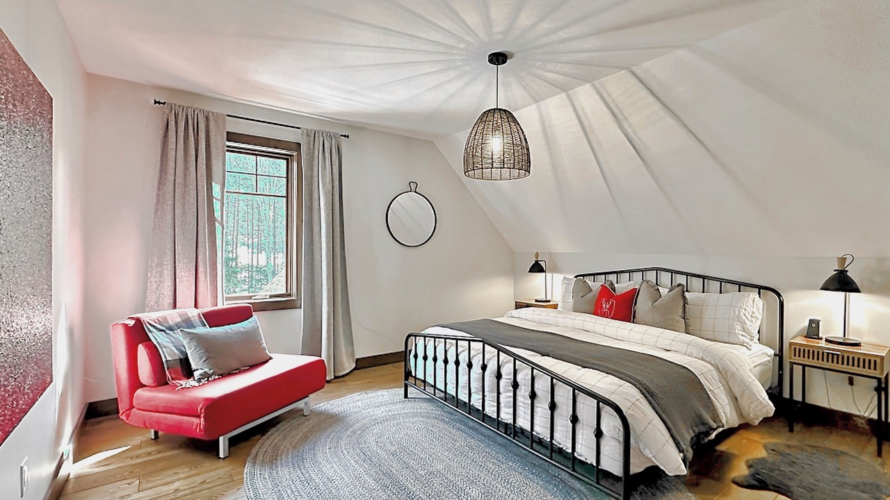 Photo of Bedroom in Saint-Faustin-Lac-Carre